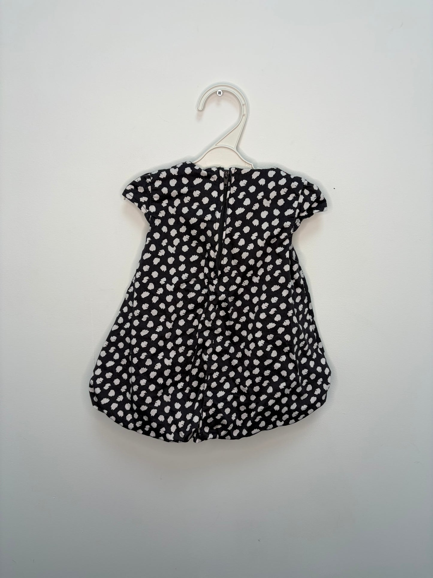 Robe tape à l'oeil 6 mois