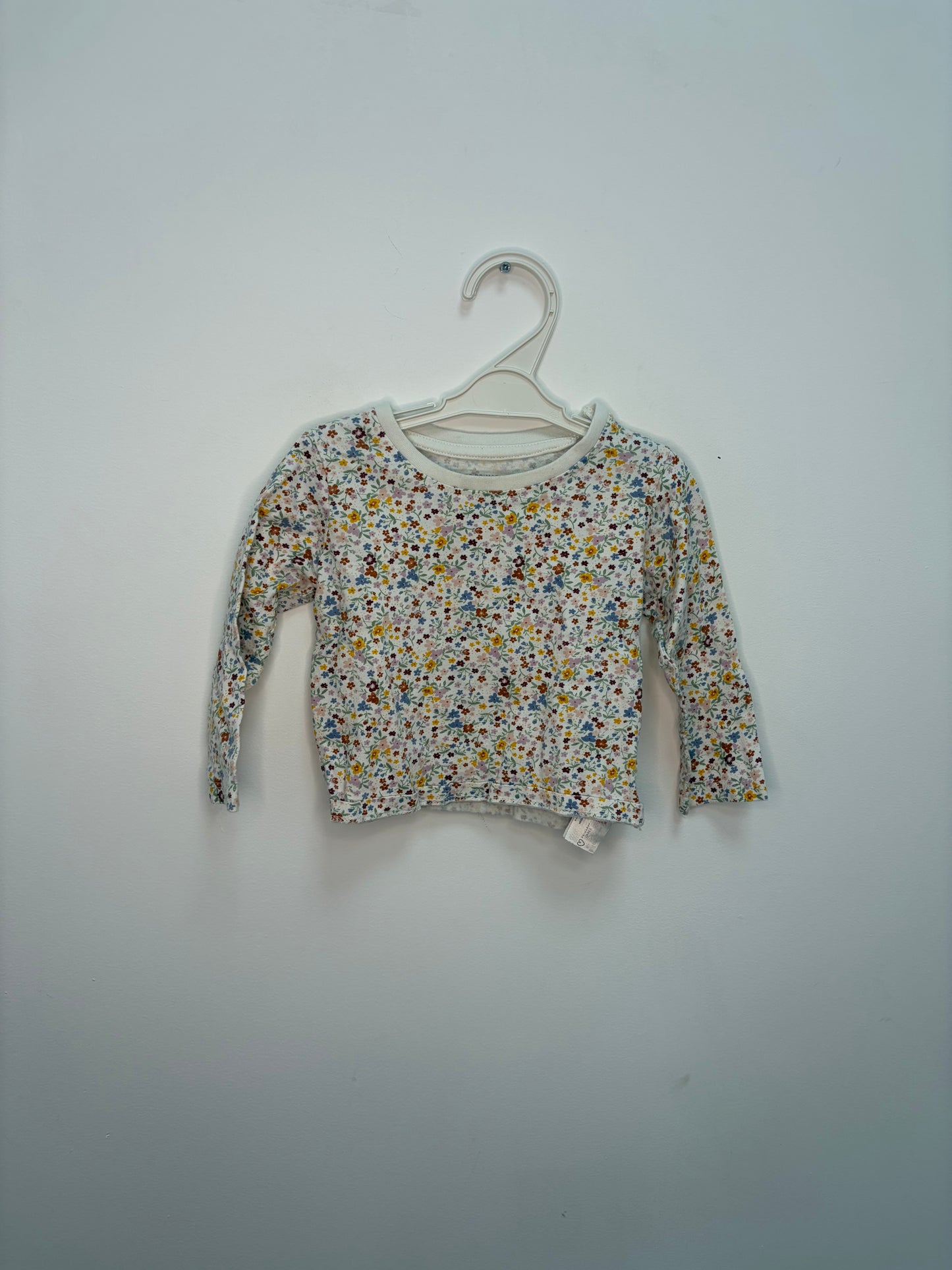 T-shit motif fleurs 9 mois