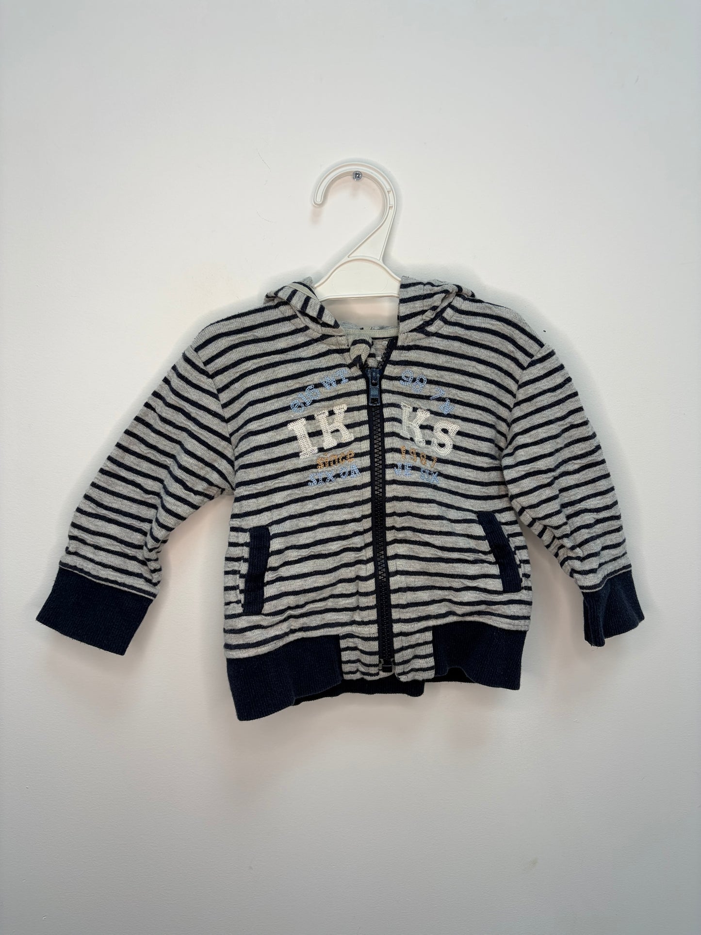 Gilet à capuche 12 mois