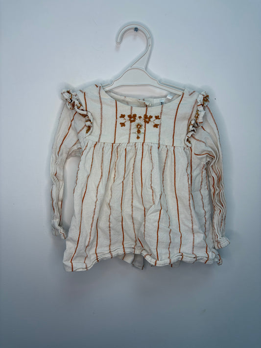 Petite robe volants