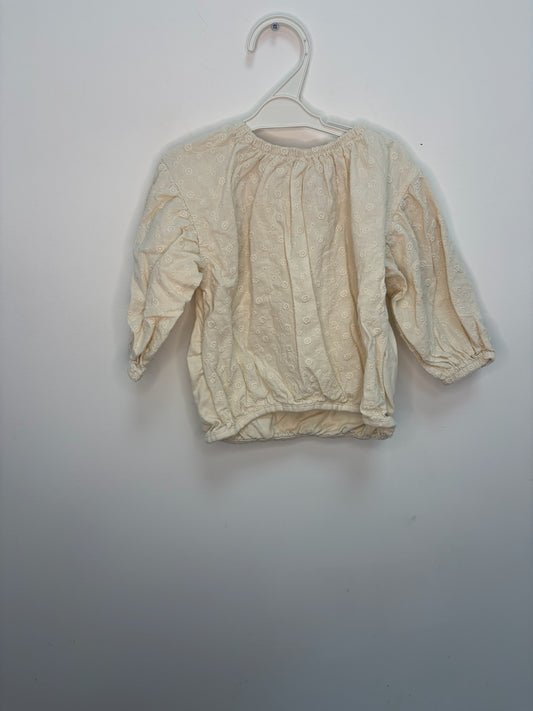Petite blouse fleurs brodées
